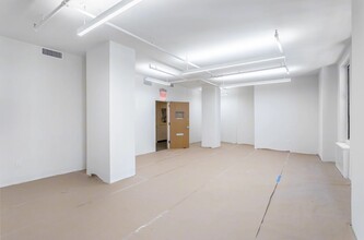 299 Broadway, New York, NY for lease Building Photo- Image 2 of 4