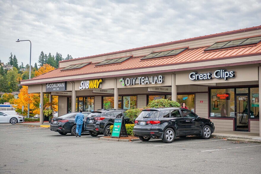 6917-6979 Coal Creek Pky SE, Newcastle, WA à louer - Photo du bâtiment - Image 3 de 57