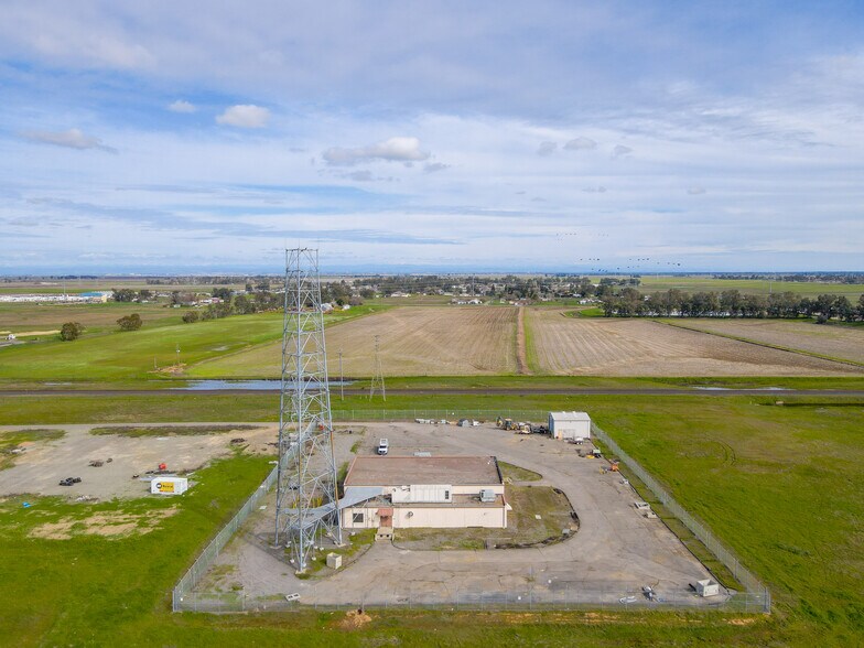 3387 W Riego Rd, Elverta, CA à vendre - Photo du bâtiment - Image 3 de 11