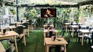 Plus de détails pour Multi-résidentiel à vendre