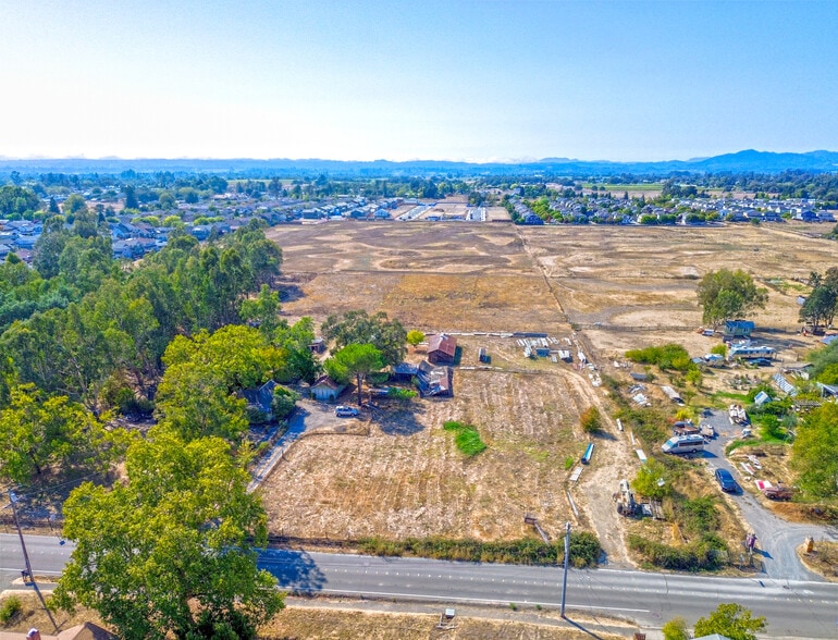2193 Francisco Ave, Santa Rosa, CA for sale - Aerial - Image 2 of 5
