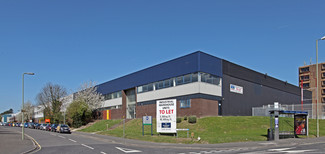 Plus de détails pour Telford Rd, Basingstoke - Industriel à louer