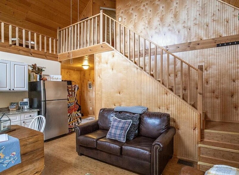 5972 Richardson Hwy, Fairbanks, AK à vendre - Photo du bâtiment - Image 2 de 19