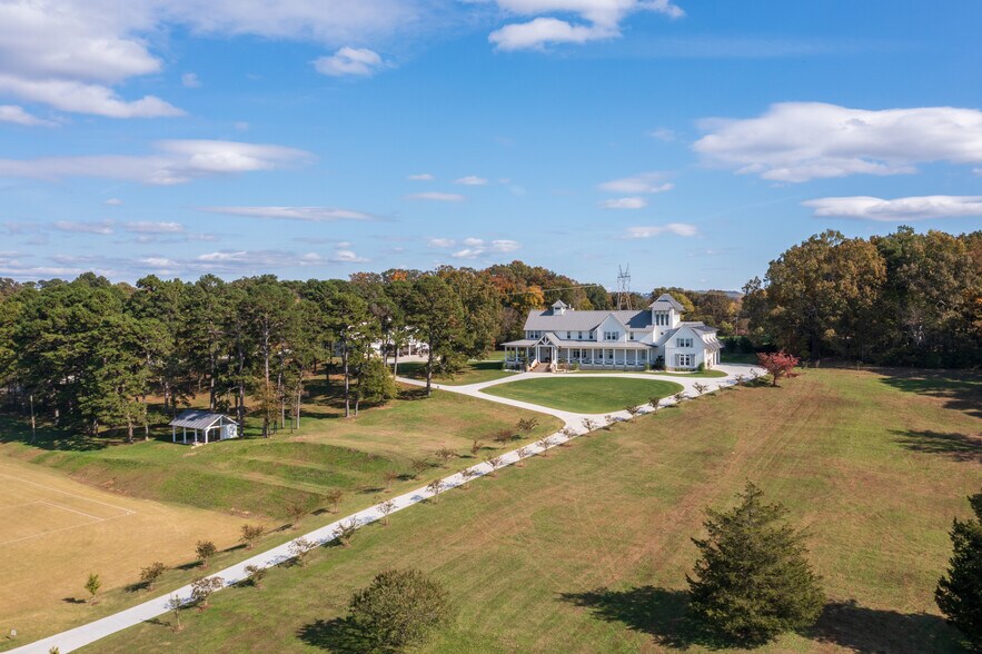 7468 Noah Reid Rd, Chattanooga, TN à vendre - Photo du bâtiment - Image 2 de 33