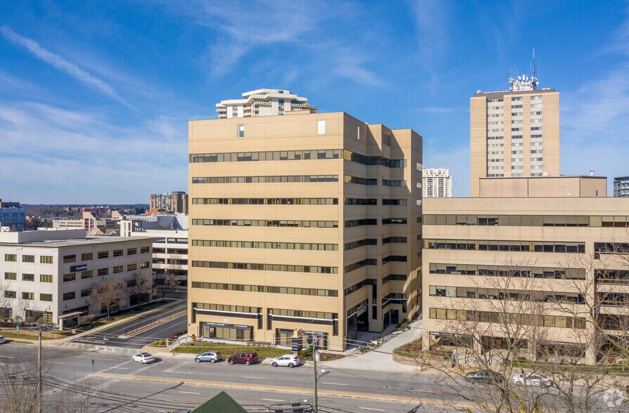 515 Fairmount Ave, Towson, MD à louer - Photo du bâtiment - Image 2 de 8