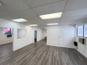 1434 6th St, Santa Monica, CA for lease Interior Photo- Image 1 of 3
