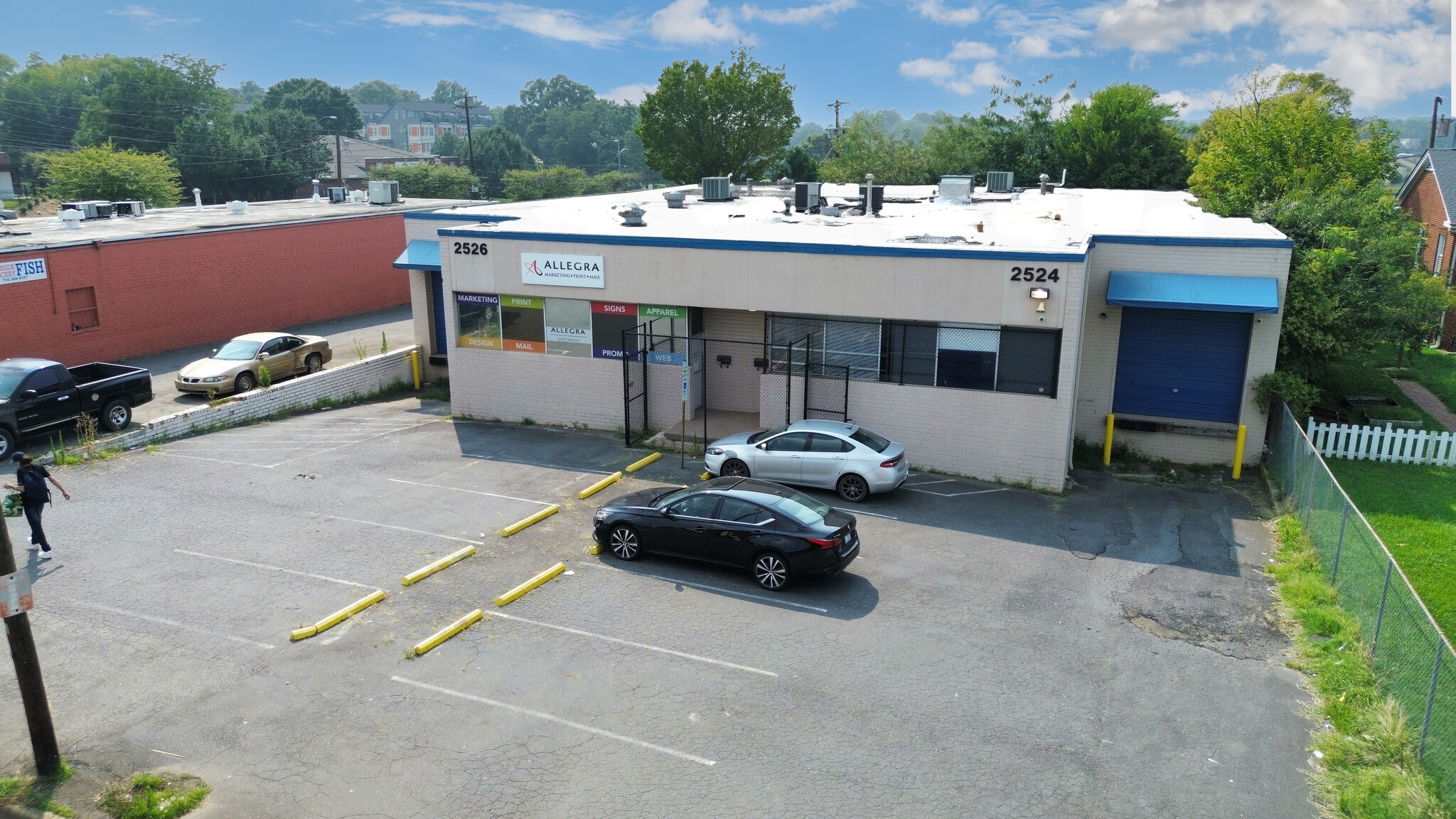 2524-2526 S Tryon St, Charlotte, NC for lease Building Photo- Image 1 of 7