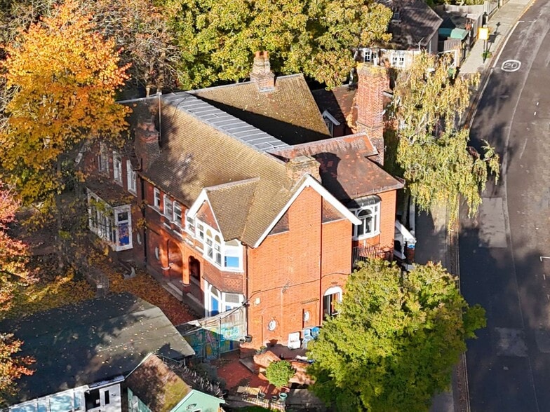 33 Daleham Gdns, London for sale - Primary Photo - Image 1 of 5