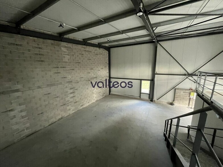 Flex in Labarthe-sur-Lèze for sale - Interior Photo - Image 3 of 6