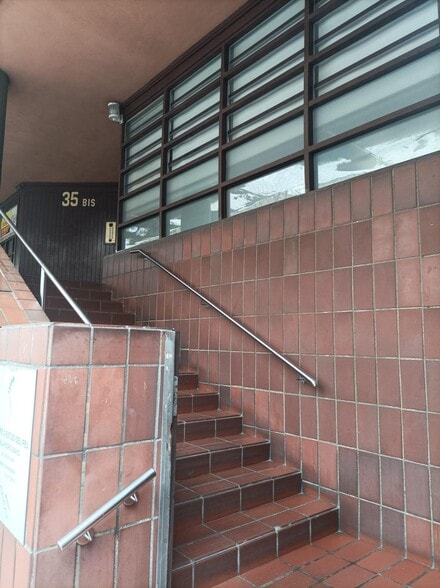 Rambla de Sant Sebastià, Santa Coloma de Gramenet, Barcelona for lease - Building Photo - Image 2 of 4