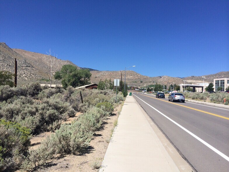 1393 Medical Pky, Carson City, NV à louer - Photo du bâtiment - Image 3 de 4