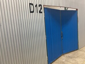 245 S Spruce Ave, South San Francisco, CA à louer Photo intérieure- Image 1 de 1