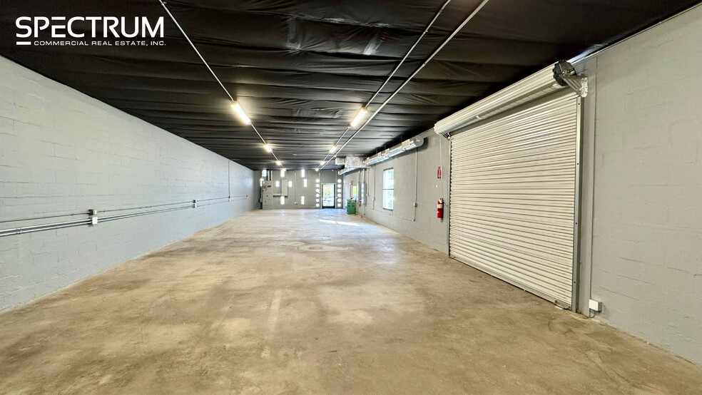 13938 Saticoy St, Panorama City, CA for lease - Building Photo - Image 3 of 12