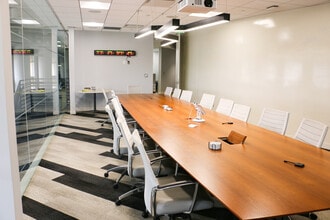 400 N Ashley Dr, Tampa, FL for lease Interior Photo- Image 2 of 8