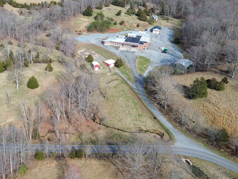 3989 Cifax Rd, Goode, VA à vendre - Aérien - Image 3 de 11