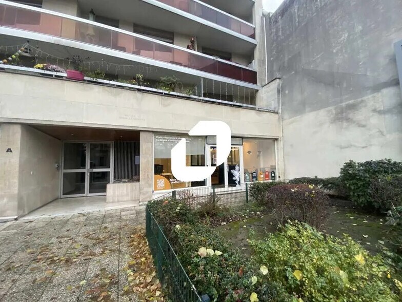 Bureau dans Vincennes à louer - Photo du bâtiment - Image 1 de 5