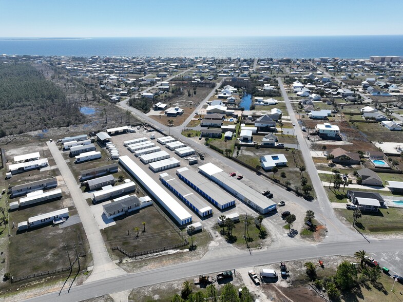 StoragePUP of Mexico Beach portfolio of 2 properties for sale on LoopNet.ca - Building Photo - Image 2 of 5