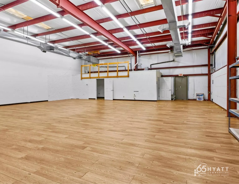 43935 Commerce Ave, Hollywood, MD for lease - Building Photo - Image 1 of 9