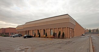 Plus de détails pour 200 Granton Dr, Richmond Hill, ON - Industriel à vendre