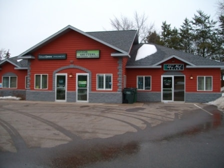 1027 S 17th Ave, Wausau, WI for lease - Primary Photo - Image 2 of 4