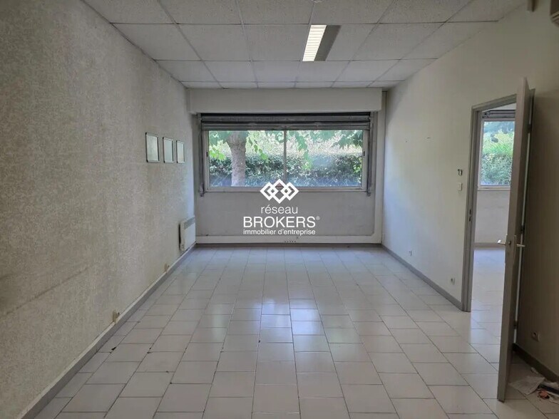 Office in Mauguio for lease - Interior Photo - Image 3 of 12