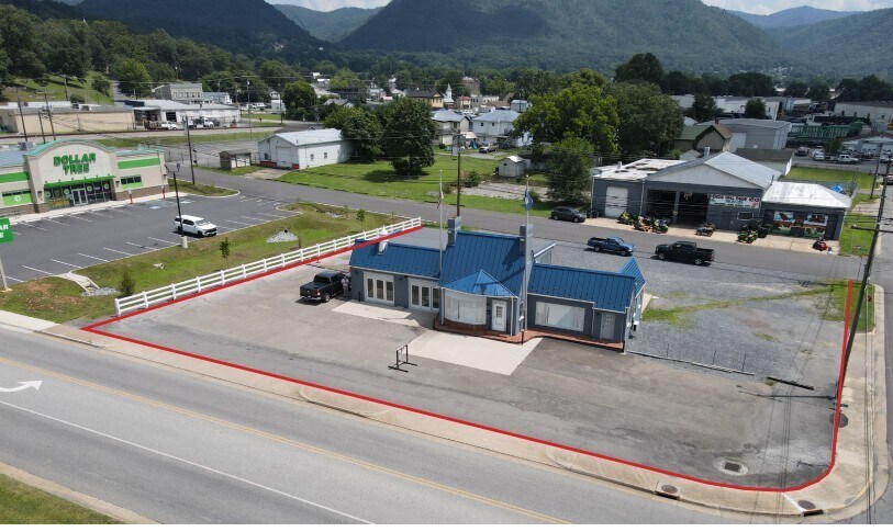 562 W 29th St, Buena Vista, VA à vendre Photo du bâtiment- Image 1 de 19