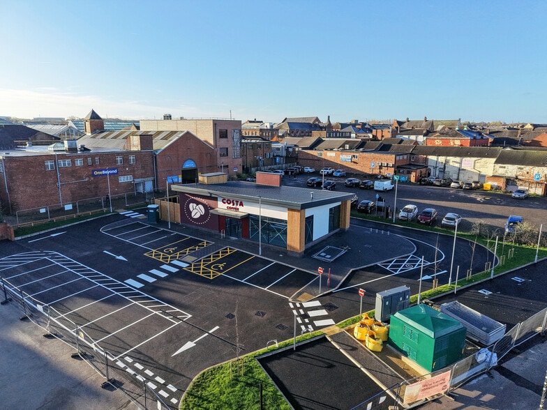 Bridge Street St, Castleford for sale - Primary Photo - Image 1 of 4