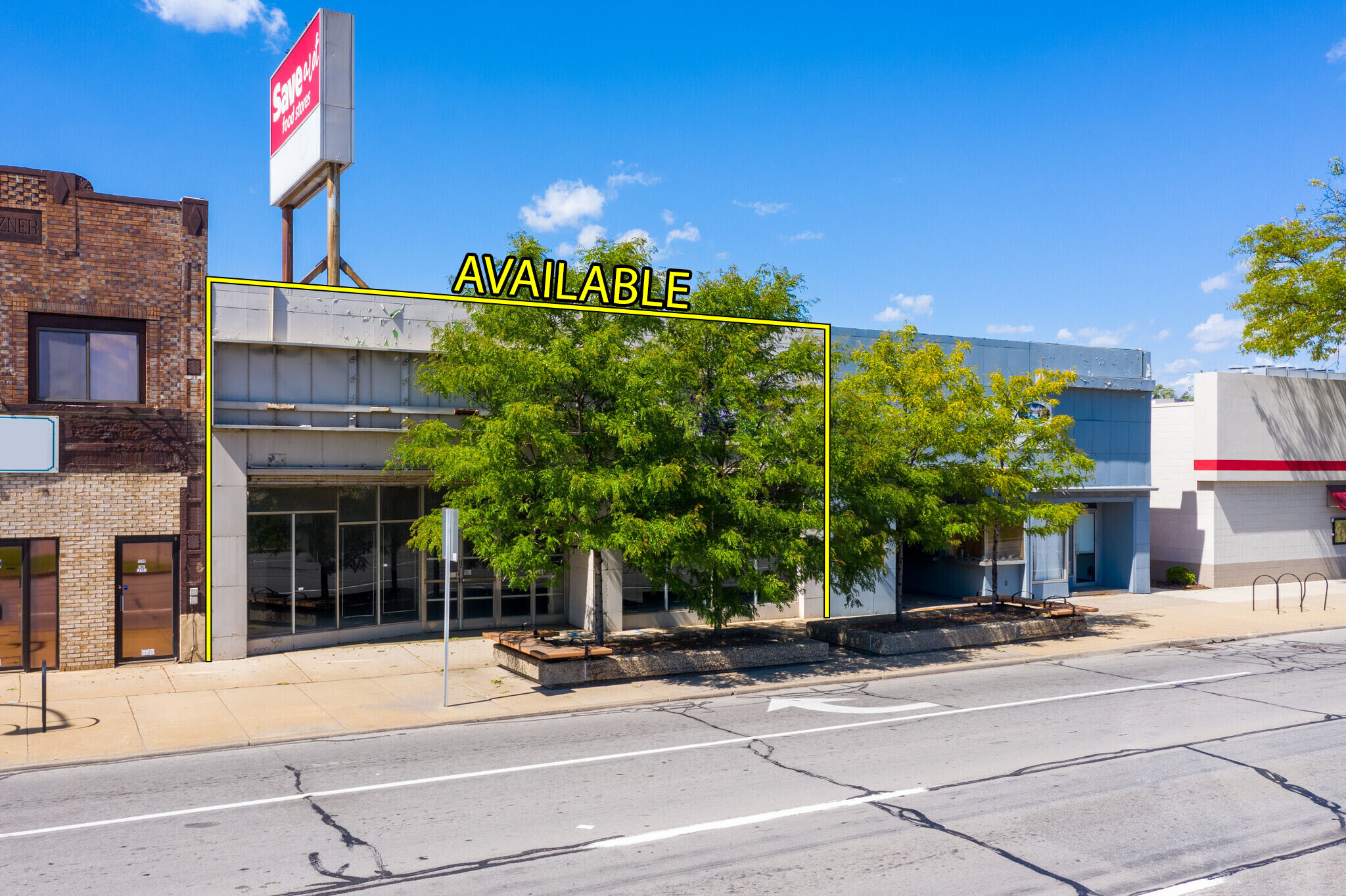 1744-1758 Fort St, Lincoln Park, MI for lease Building Photo- Image 1 of 6