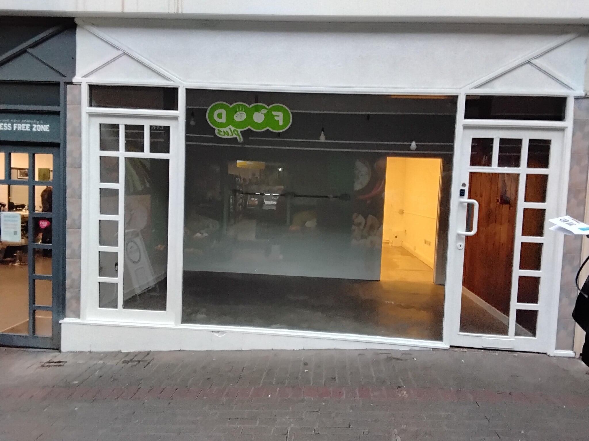 2 Fogg St, Newcastle Under Lyme à louer Photo intérieure- Image 1 de 1