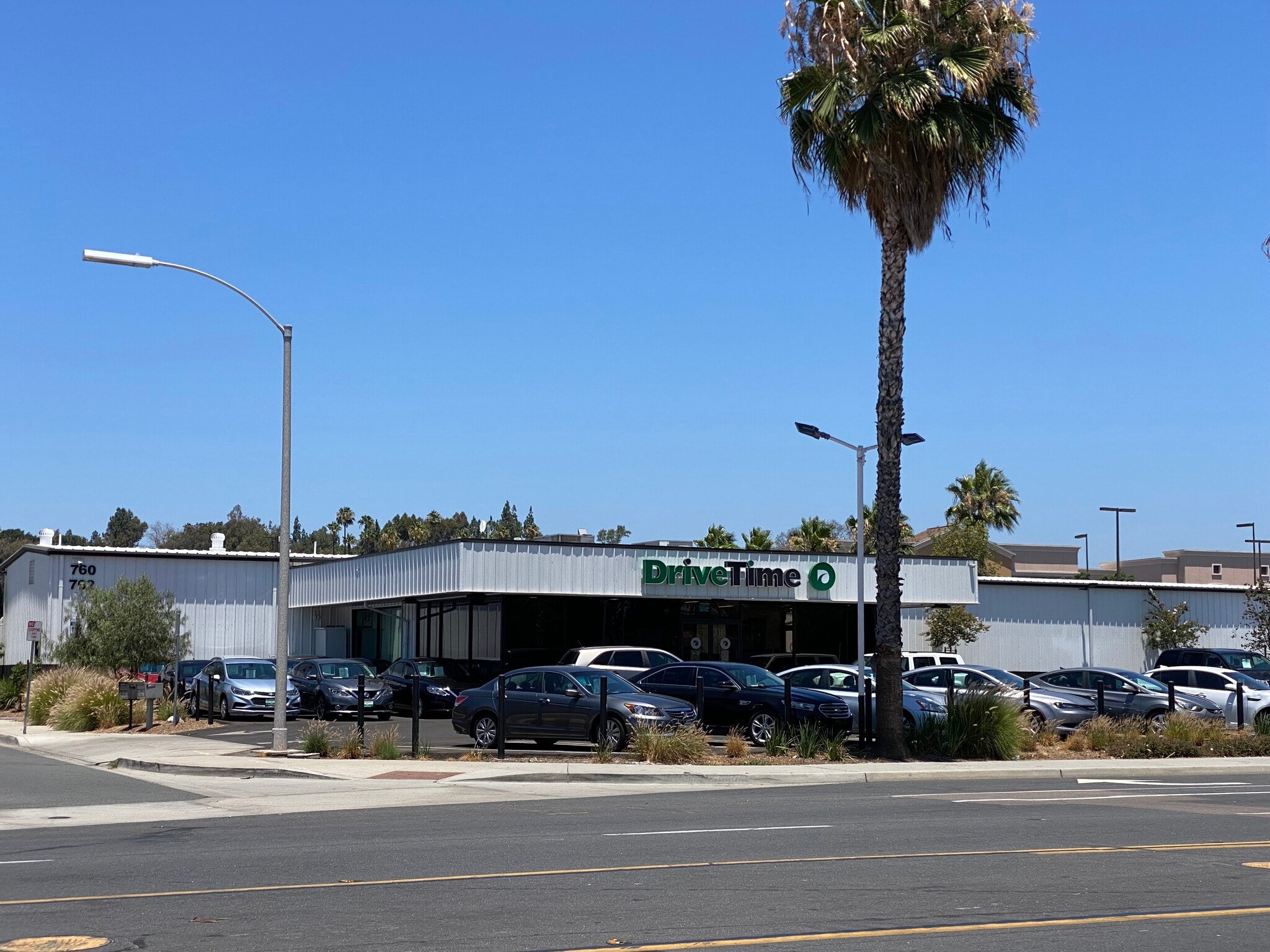 760-762 W Mission Ave, Escondido, CA for lease Building Photo- Image 1 of 2