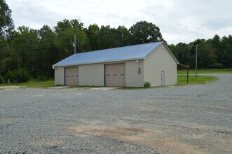 6970 Siler City Snow Camp Rd, Snow Camp, NC for lease Building Photo- Image 2 of 8