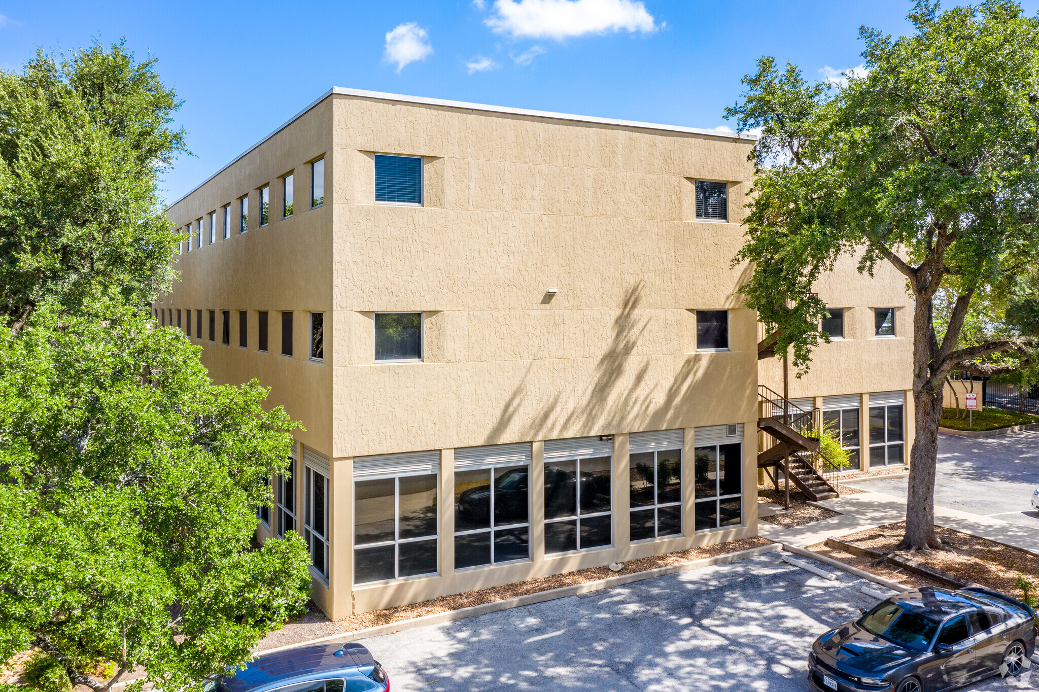 8800 Village Dr, San Antonio, TX for sale Building Photo- Image 1 of 1