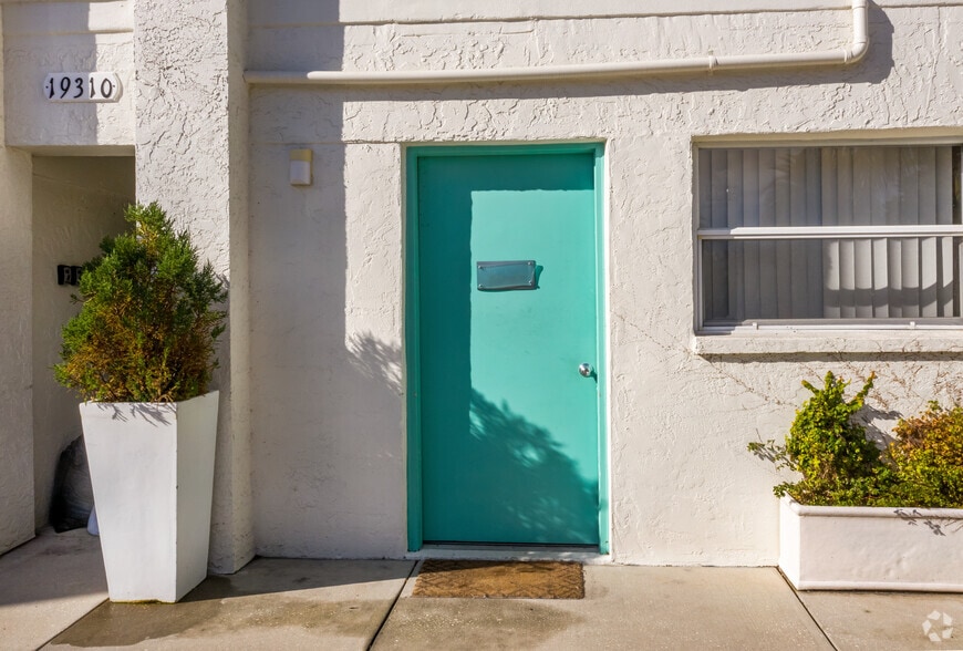 19310 Gulf Blvd, Indian Shores, FL for sale - Building Photo - Image 2 of 11