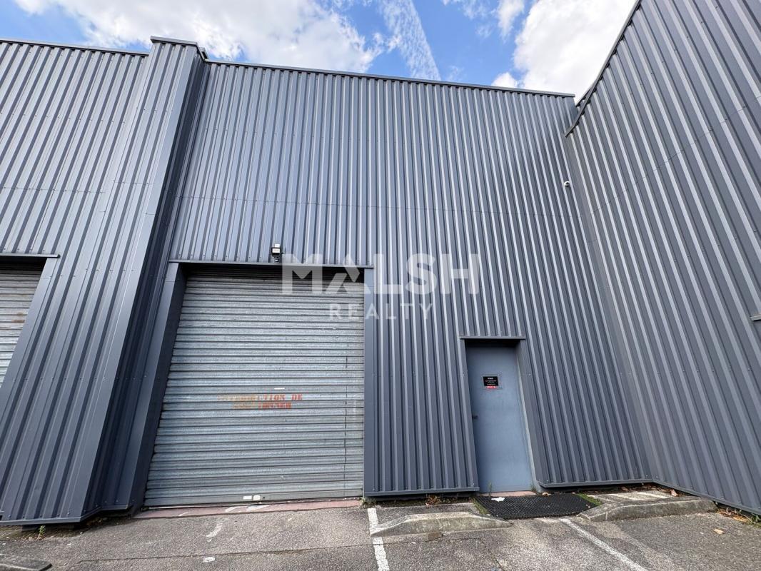 Rue Eugène Maréchal, Vénissieux for lease Building Photo- Image 1 of 3