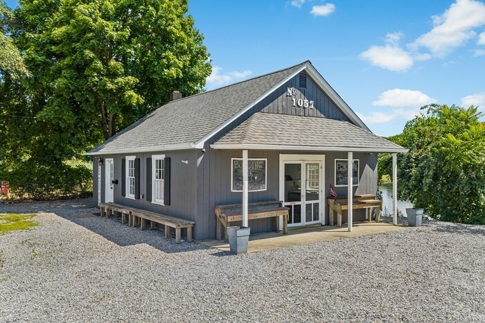 1057 Boston Post Rd, Old Saybrook, CT à vendre - Photo du bâtiment - Image 2 de 24