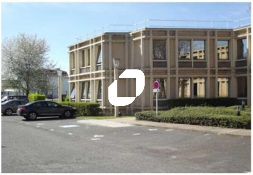 Office in Saint-Aubin for sale - Building Photo - Image 2 of 7