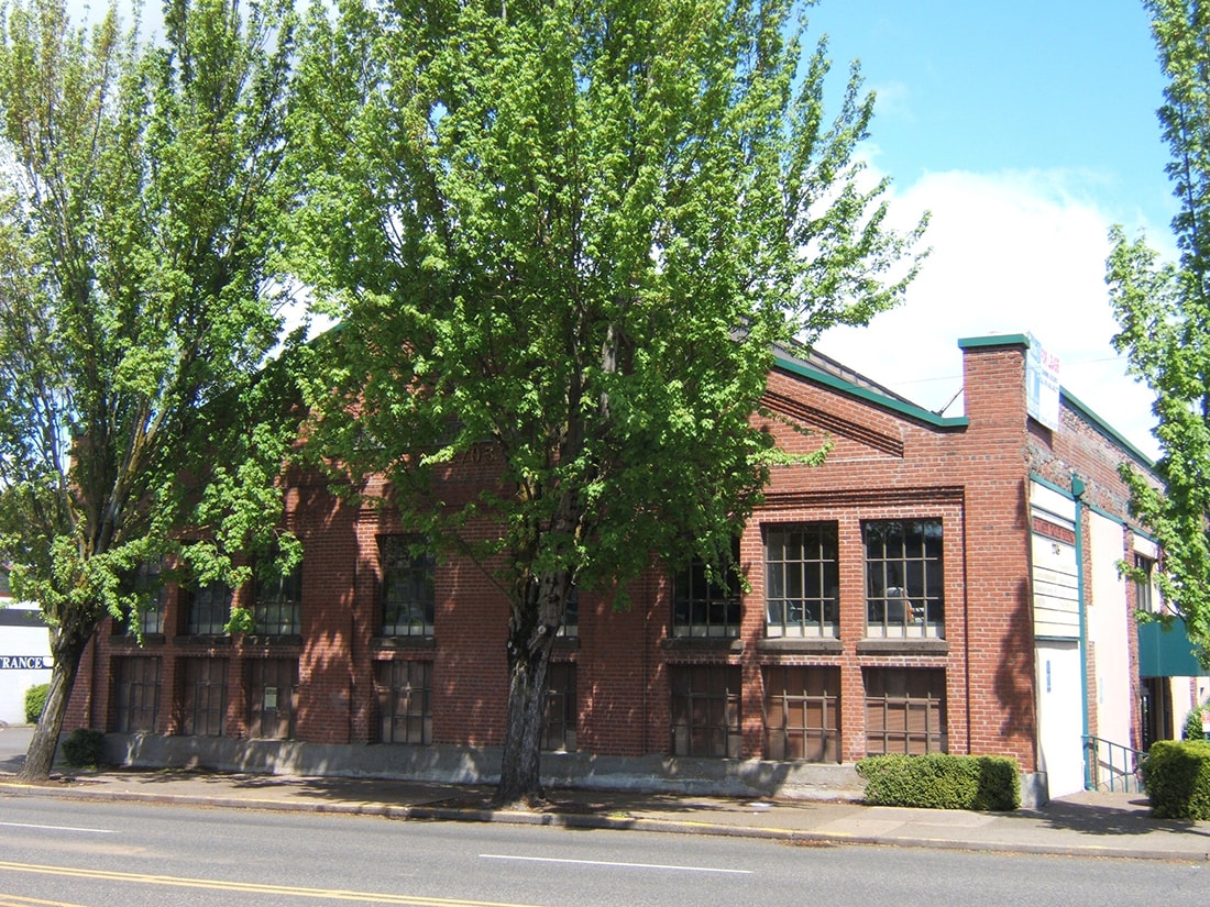 2705 E Burnside St, Portland, OR for lease Building Photo- Image 1 of 6