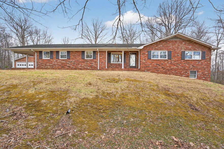 1010 Highway 14 W, Landrum, SC à vendre - Photo du bâtiment - Image 2 de 14