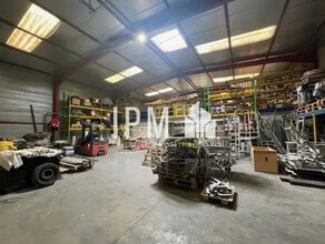 Flex in Septèmes-les-Vallons for lease Interior Photo- Image 2 of 5