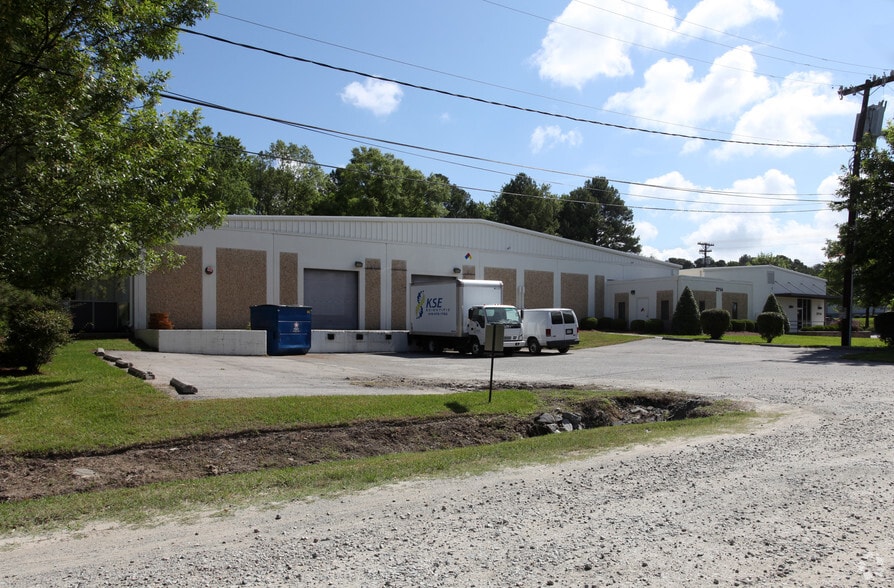 2714 S Miami Blvd, Durham, NC for sale - Building Photo - Image 2 of 10