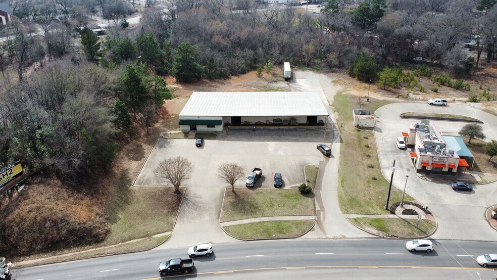 427 S Glenwood Blvd, Tyler, TX à vendre - Photo principale - Image 1 de 21