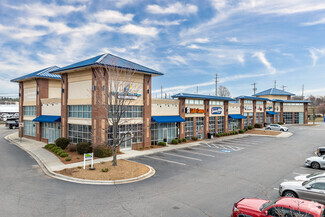 More details for 107 Commons Dr, Mooresville, NC - Retail for Lease