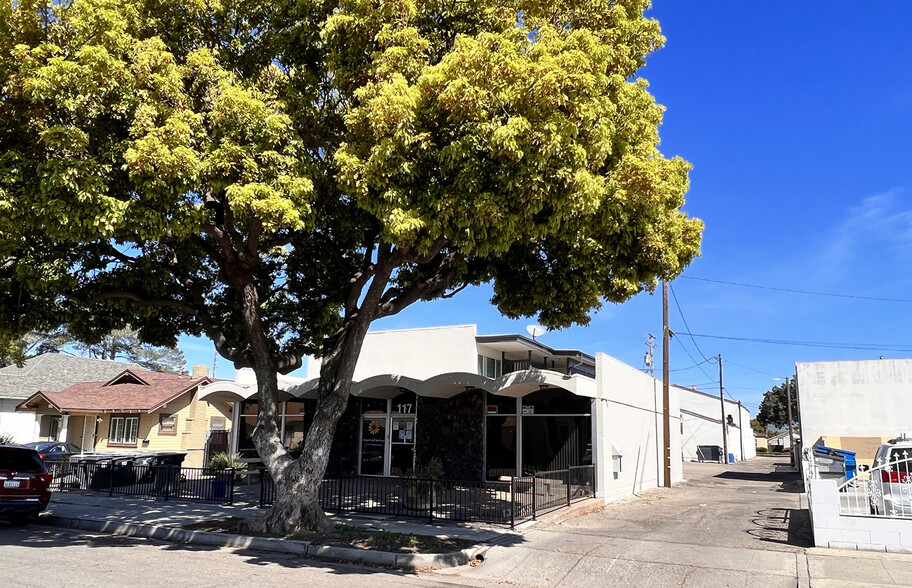 117 W Tunnell St, Santa Maria, CA for sale - Building Photo - Image 1 of 1