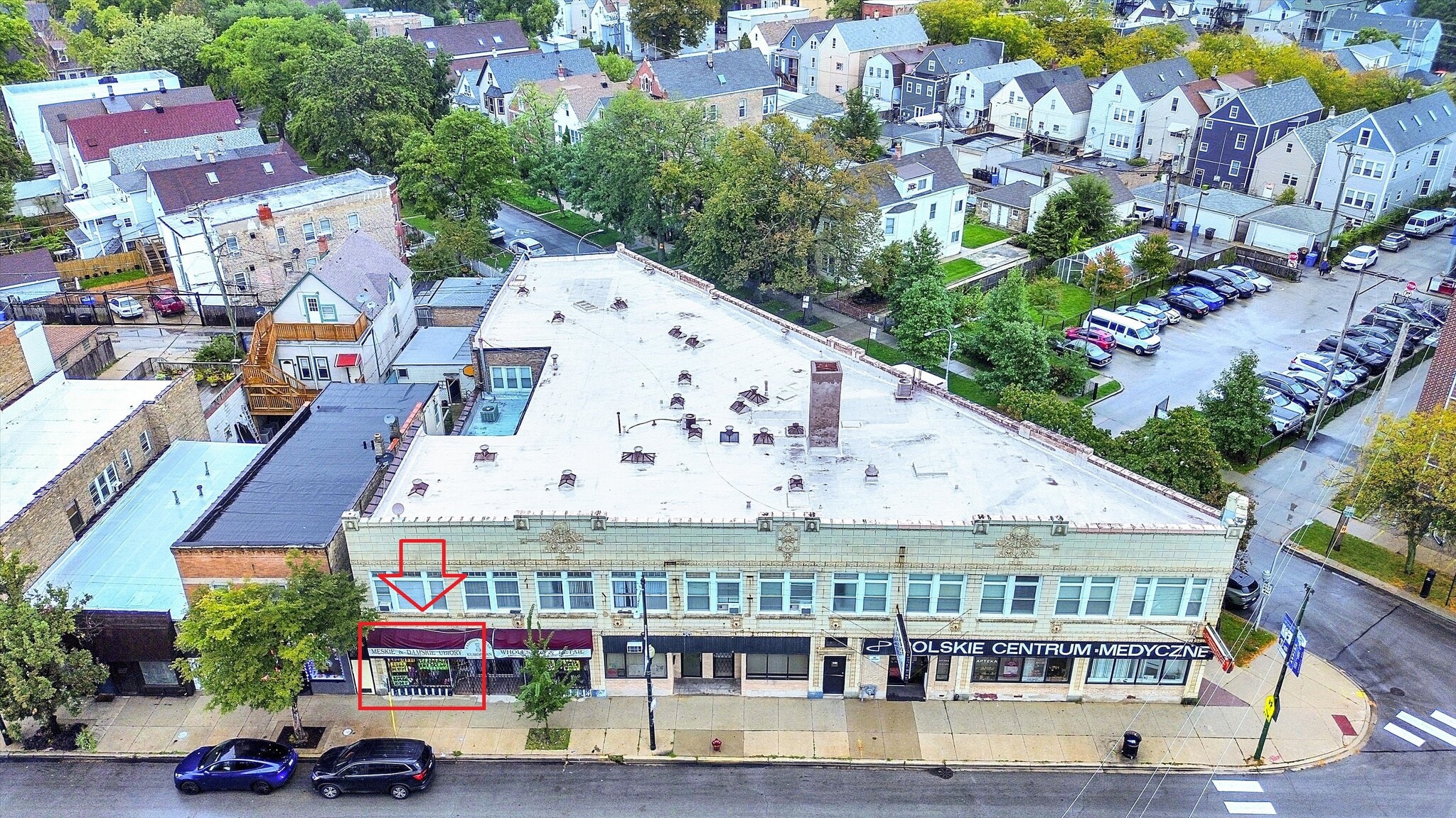 3025 N Milwaukee Ave, Chicago, IL for lease Primary Photo- Image 1 of 8