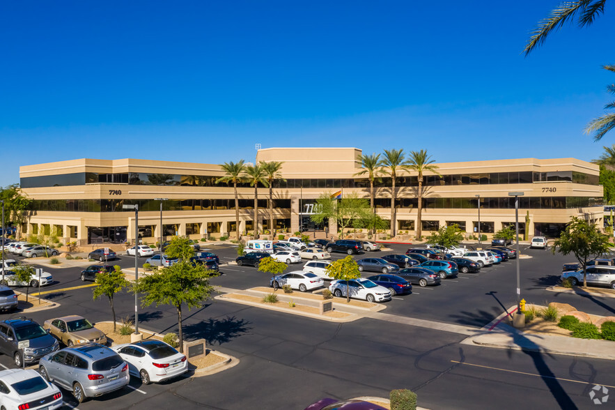 7740 N 16th St, Phoenix, AZ à louer - Photo principale - Image 1 de 13