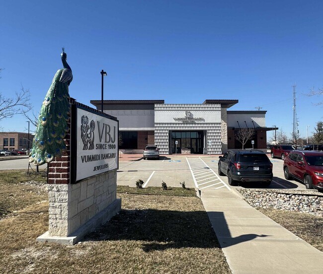 Plus de détails pour 7100 Stonebrook Pky, Frisco, TX - Commerce de détail à vendre