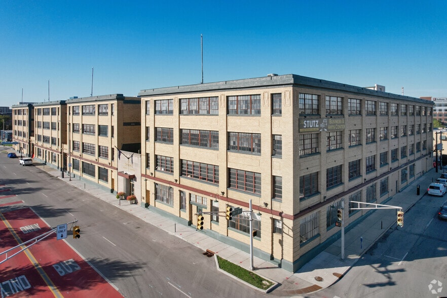 1020-1090 N Capitol Ave, Indianapolis, IN for lease - Building Photo - Image 3 of 48