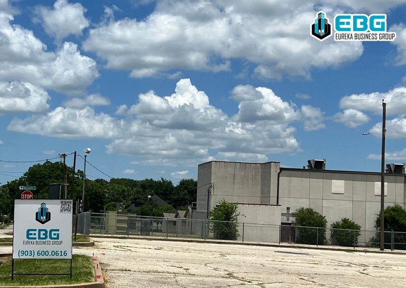 700 Bennett St, Cedar Hill, TX for sale - Building Photo - Image 3 of 13