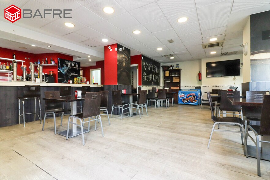 Multifamily in Madrid, Madrid for sale - Interior Photo - Image 3 of 4