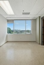9150 Huebner Rd, San Antonio, TX for lease Interior Photo- Image 2 of 15